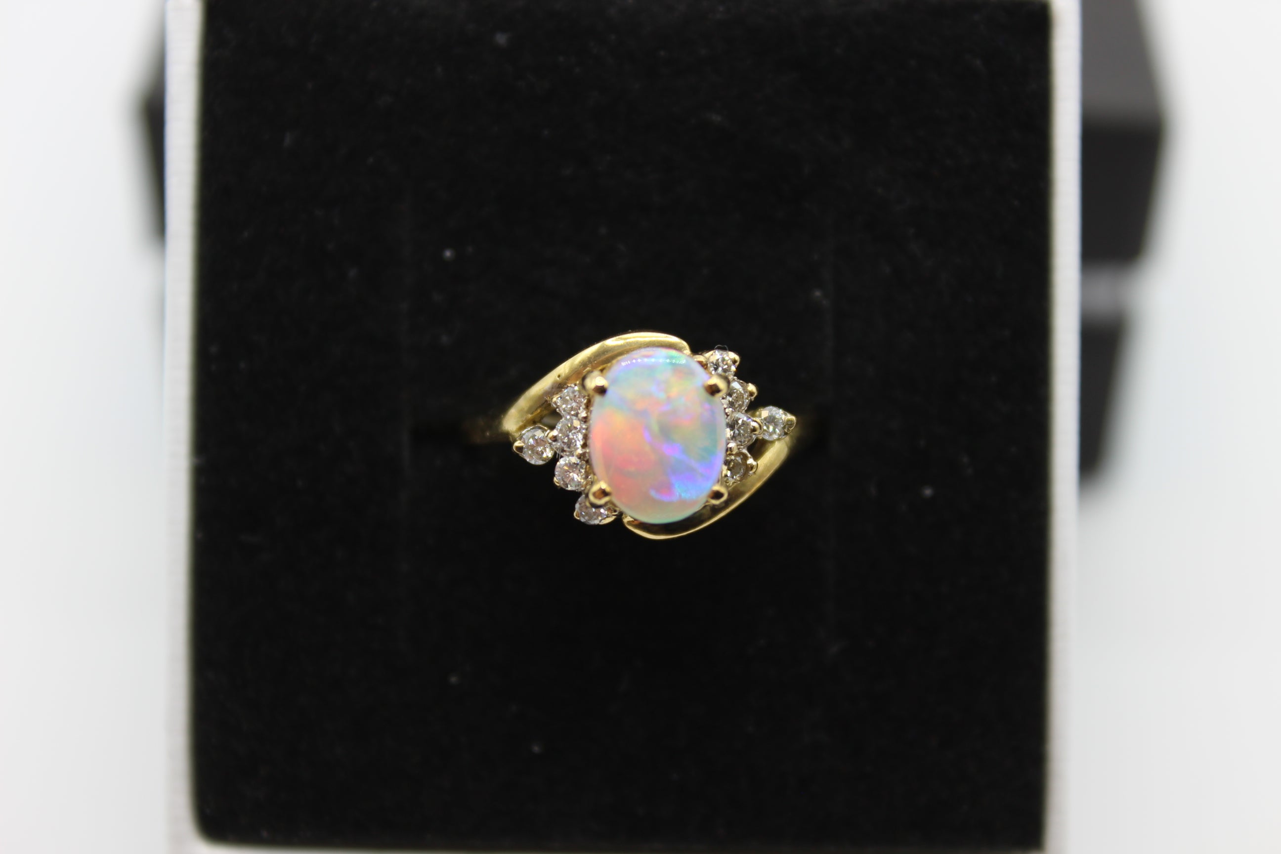 Solitaire Australian Opal Ring 14k Gold 8118 | Real Opal Jewelry